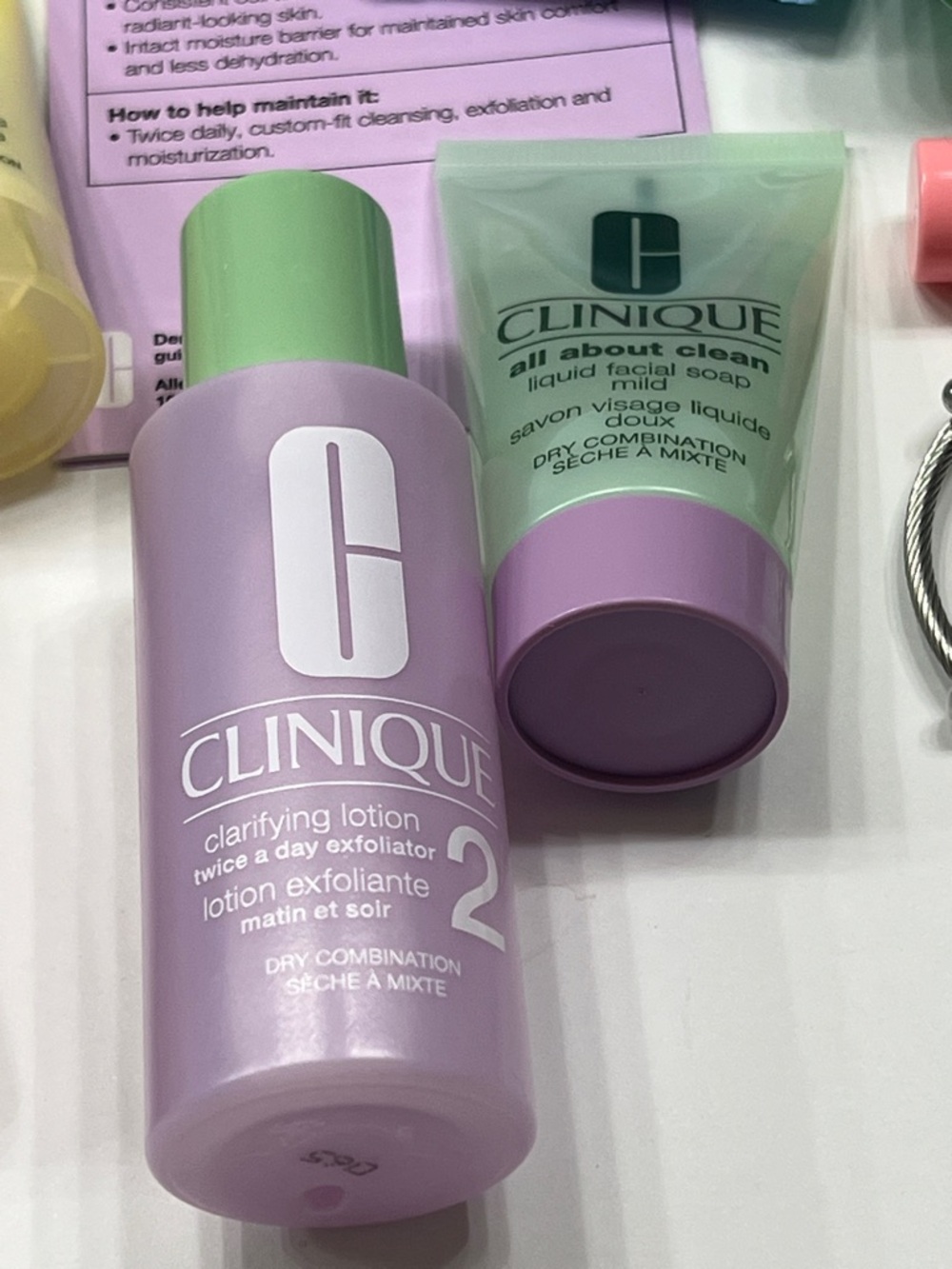 Clinique + Amika Healthy Skin and Rescue Bundle - Picture 3 of 9